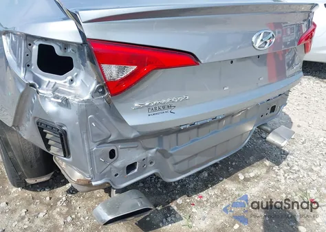 2017 Hyundai Sonata Sport z USA, uszkodzony, nr VIN 5NPE34AF7HH510142